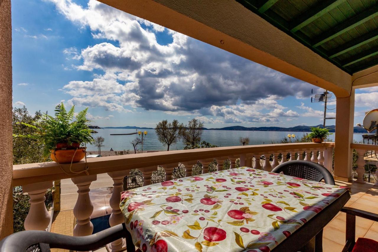 Mare-More Studio W Balcony And Beach Front And View Zadar Extérieur photo