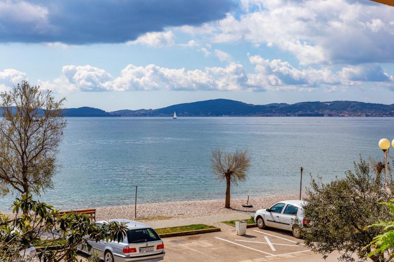 Mare-More Studio W Balcony And Beach Front And View Zadar Extérieur photo
